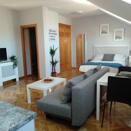 Airport Ifema Barajas Home Madryt Zewnętrze zdjęcie